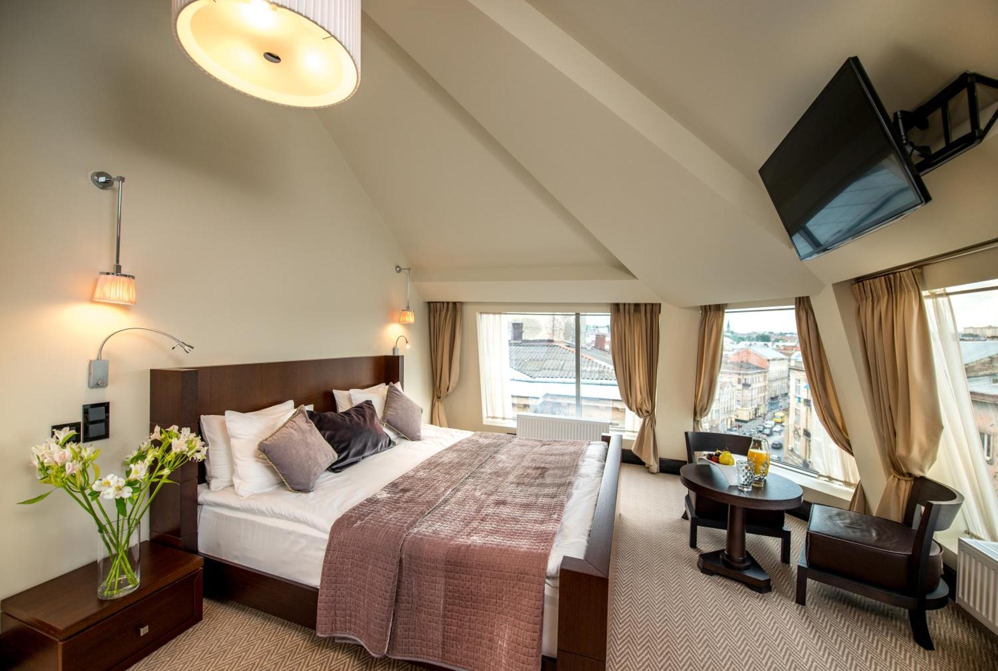 Astoria Hotel Lwów Zewnętrze zdjęcie