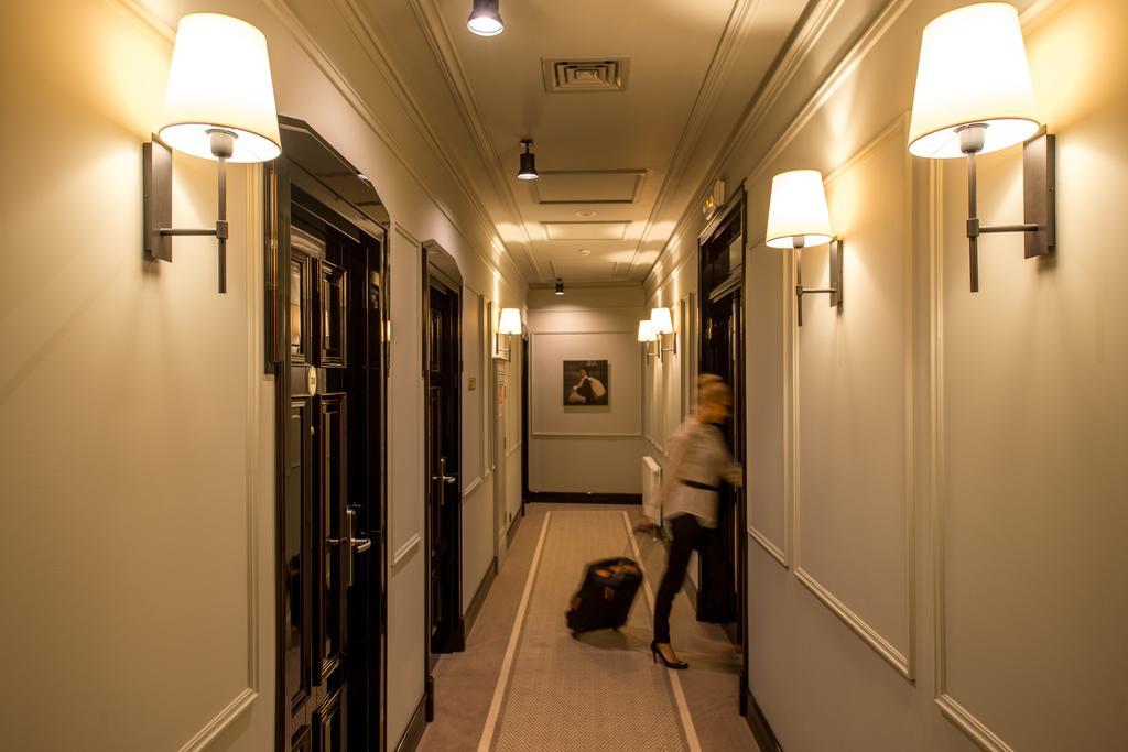 Astoria Hotel Lwów Zewnętrze zdjęcie